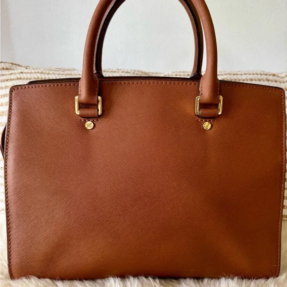 MICHAEL KORS brown leather bag. Like new - Picture 2 of 8